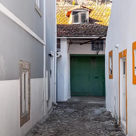 A Lisboa 3 Porto Brandao